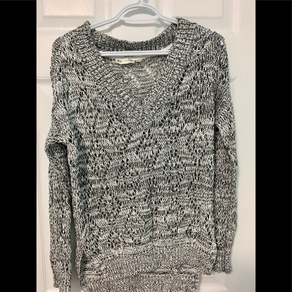 Retrod Sweater - Picture 1 of 1